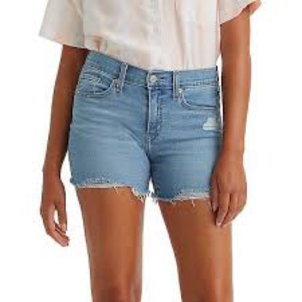 Levis High Rise Shorts W29